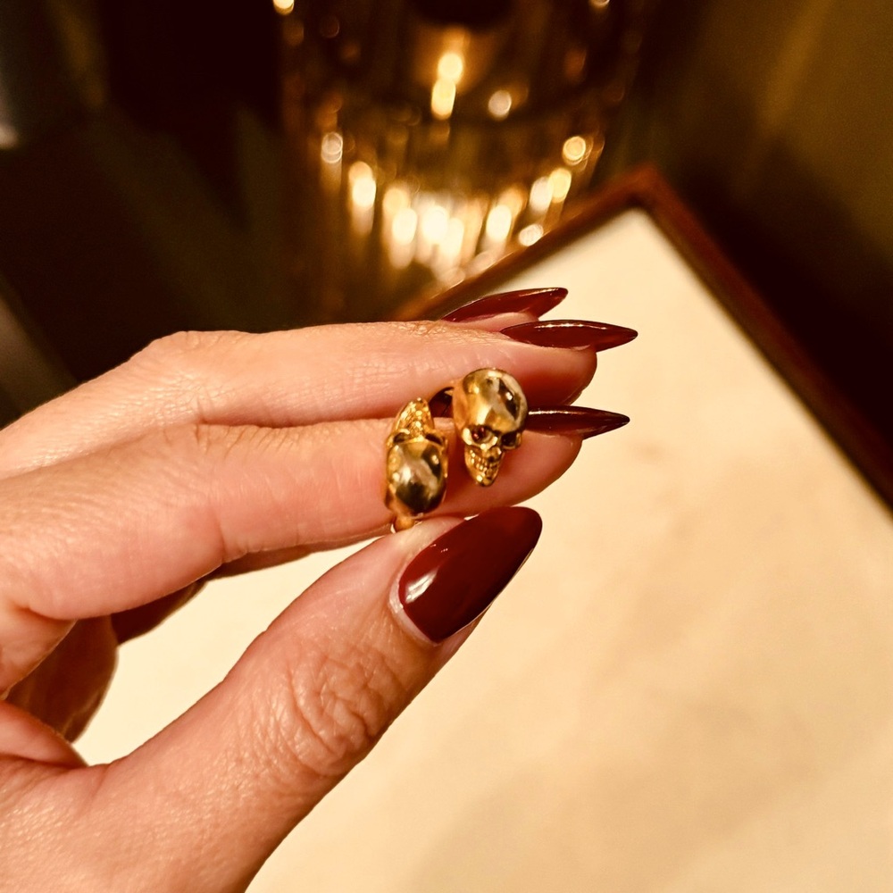 Alexander McQueen twin skull crystal ring